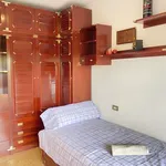 Rent 4 bedroom apartment of 120 m² in Valencia