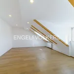 Pronajměte si 6 ložnic/e byt o rozloze 189 m² v Prague