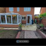 Rent 4 bedroom house in East Midlands