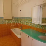 Rent 4 bedroom apartment of 137 m² in Genova