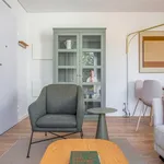 Rent 1 bedroom apartment of 478 m² in Lisbon