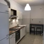 Miete 2 Schlafzimmer wohnung von 63 m² in Halle (Saale)