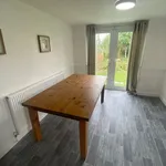 Rent 4 bedroom house in East Midlands