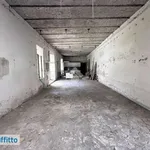 Affitto 2 camera appartamento di 119 m² in Naples