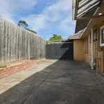 Rent 2 bedroom house in Elsternwick