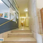 Affitto 2 camera casa di 70 m² in Milan