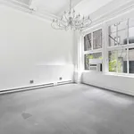 Rent 2 bedroom house of 111 m² in New York City