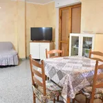 Rent 6 bedroom apartment of 98 m² in Vasto