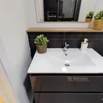 Rent 6 bedroom apartment in Madrid