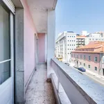 Rent a room in lisbon