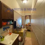 Affitto 7 camera appartamento di 156 m² in Siracusa