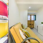 Rent 2 bedroom apartment of 45 m² in Lisbon