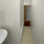 Rent 1 bedroom apartment of 600 m² in Bronx