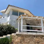 Rent 6 bedroom house of 280 m² in Baia Caddinas