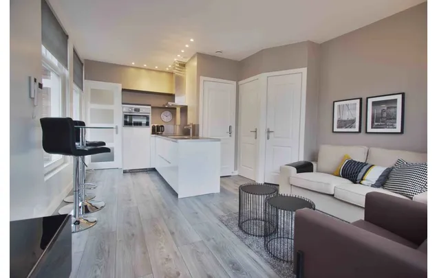 Huur 1 slaapkamer appartement van 646 m² in Amsterdam