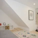 Rent 1 bedroom apartment of 50 m² in Porto