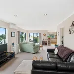 Rent 3 bedroom apartment in Papamoa