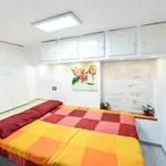 Rent 1 bedroom apartment in Milan