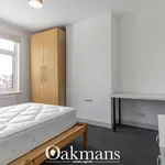 Rent 3 bedroom flat in West Midlands