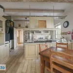 Rent 6 bedroom house of 650 m² in Rome