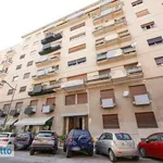 Rent 3 bedroom apartment of 65 m² in Palermo