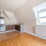 Rent 2 bedroom flat in London