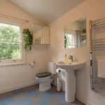 Rent 3 bedroom flat in South East England