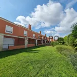 Rent 3 bedroom house of 150 m² in Alcantarilha e Pêra