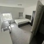 Rent 4 bedroom apartment in West Midlands