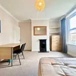 Rent 4 bedroom house in Yorkshire And The Humber