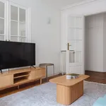 Appartement de 55 m² avec 2 chambre(s) en location à Paris