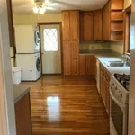 Rent 4 bedroom apartment in Medford