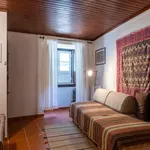 Rent 2 bedroom apartment of 60 m² in lisbon