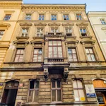 Pronajměte si pokoj o rozloze 89 m² v Prague