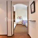 Rent 3 bedroom apartment of 80 m² in Rome