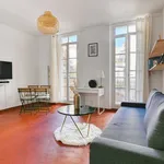 Appartement de 390 m² avec 1 chambre(s) en location à Marseille