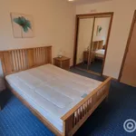 Rent 3 bedroom flat in Aberdeen