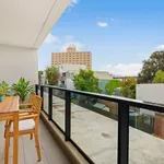 Rent 2 bedroom apartment in St Kilda