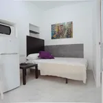 Rent a room of 10 m² in Madrid