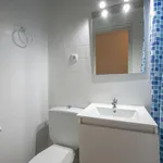 Rent 3 bedroom apartment of 14 m² in Barcelona