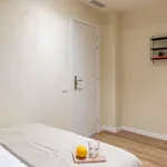 Rent a room of 127 m² in barcelona