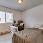 Appartement de 1313 m² avec 5 chambre(s) en location à Sherbrooke