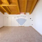 Rent 4 bedroom house of 150 m² in Montevecchia