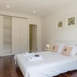 Rent 3 bedroom apartment of 110 m² in Porto