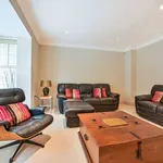 Rent 5 bedroom house in South East England