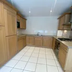 Rent 4 bedroom flat in West Midlands