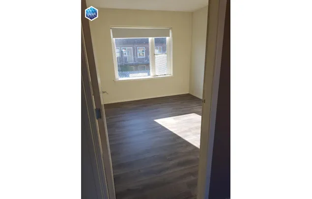 Huur 3 slaapkamer appartement van 50 m² in sassenheim