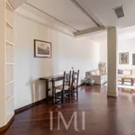 Rent 2 bedroom apartment of 85 m² in Milano