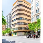 Alquilo 6 dormitorio apartamento de 130 m² en Alicante