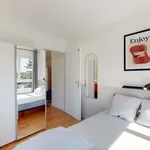 Louez une chambre de 104 m² à Courbevoie